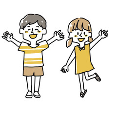 夏服で元気にはしゃぐ子供たち