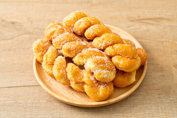 sugar doughnut in spiral shape