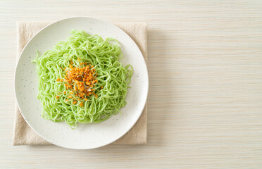 green jade noodle with garlic