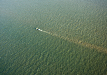 Vissersboot, Fishing vessel