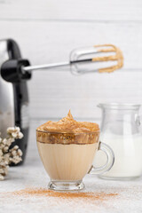 Dalgona coffee, Hot Drink, Bright Setup