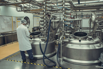 Male two work operations process milk powder cellar at the with vertical stainless steel