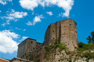 Italia, Toscana, Grosseto, il paese di Sorano. La fortezza Orsini.
