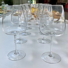 wine glasses on the table