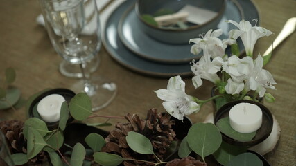 Obraz na płótnie Canvas home - interior - plant - vase - white