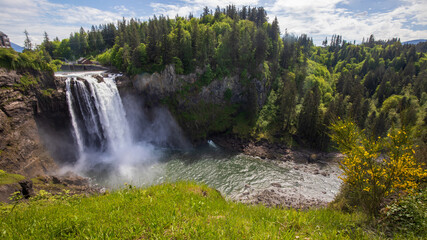 Fototapeta na wymiar Snoqualmie falls in summer from upper view at Washington State.