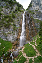 Obraz premium Dalfazer Wasserfall am Achensee in Tirol