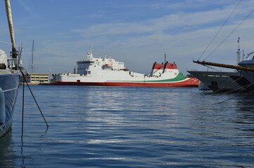 Fototapeta premium himmel, transport, schiff, abliefern, boot, meer, wasser, transport, hafen, ozean, 