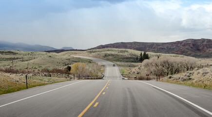 road to the mountains