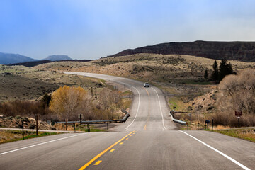 The road to the mountains