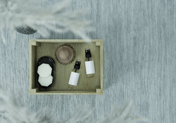 A spray tube for medicine or cosmetics.