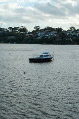 Fototapeta na wymiar A view of the Swan river in Perth, Western Australia