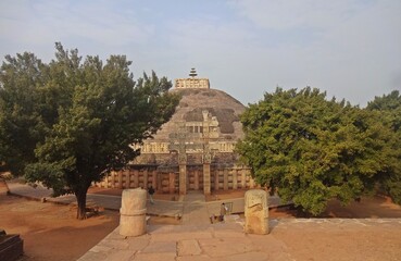 Sanchi stupa  unesco world heritage site , bhopal, madhya pradesh, india, asia