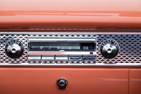 Fototapeta Old car radio in a classic car