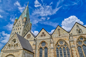 Historischer Dom in der Altstadt von Paderborn