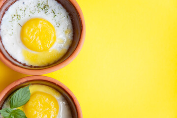 Cooking eggs in a frying pan. Time Lapse. Top view.