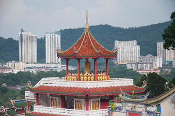 Naklejka premium buddha statues kek lok si temple penang malaysia