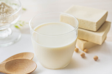 豆乳と大豆製品