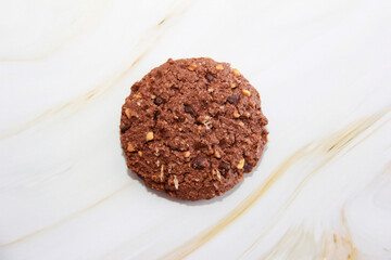 sweet crunchy oatmeal cookies with chocolate pieces