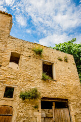 Dans les rues de Saint-Saturnin-lès-Apt