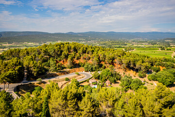 Vue sur la campagne depuis Roussillon