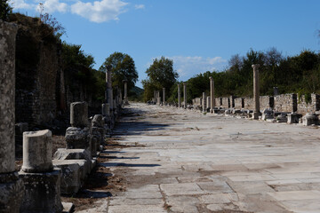 road to the old town