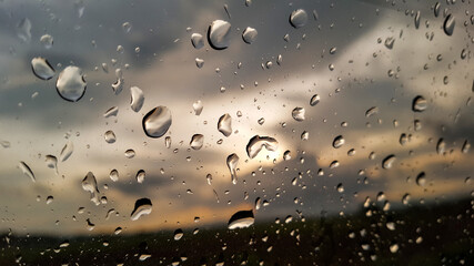 The water drops cover the glass 