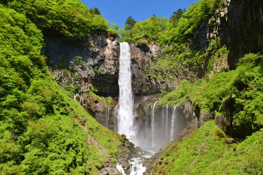 [明治期オリジナル浮世絵] 日光名勝十二景 滝尾素麺滝／華厳滝　[栃木・名所 明治期オリジナル浮世絵] 日光名勝十二景 滝尾素麺滝／華厳滝