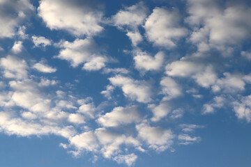 Blue sky with clouds background
High Resolution Image
