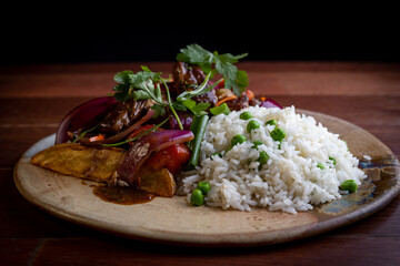 Rice and meat with vegetables