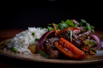 Rice and meat with vegetables