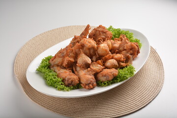 deep fried crispy chicken wing / pork rib with garlic asian halal menu