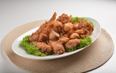 deep fried crispy chicken wing / pork rib with garlic asian halal menu