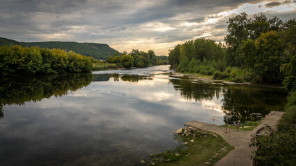 Fototapeta na wymiar Dordogne river in Beynac and Cazenac in France