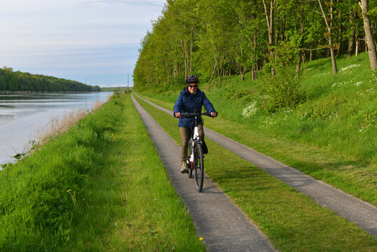 Rad fahren am Nord-Ostsee-Kanal 