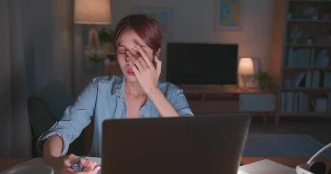 businesswoman stay up late