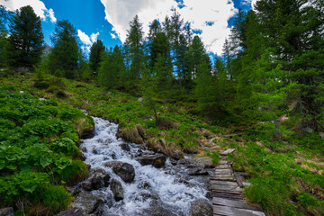alpin scenery with a river near Ischgl