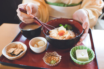 京都嵐山 郷土料理「湯葉丼」