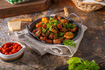 Mushrooms salad with chilli sauce