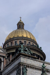 Fototapeta premium Classical church architecture of St. Petersburg, a city in Russia. 