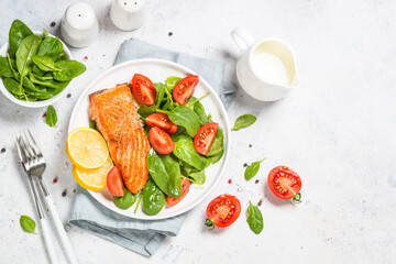 Salmon fillet with fresh salad. Healthy food, keto diet. Healthy lunch or dinner.