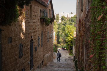 Jerusalem historic neighborhood Yemin Moshe narrow street