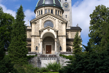 Fototapeta na wymiar Front view of protestant church Zurich Enge at summer day morning. Photo taken July 2nd, 2021, Zurich, Switzerland.