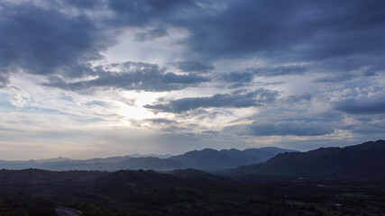 Obraz premium clouds over the mountains