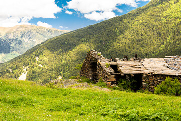 ruinas en el vall del riu