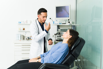 Patient listening to the doctor's recommendations
