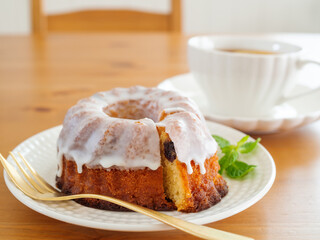 クグロフケーキと紅茶