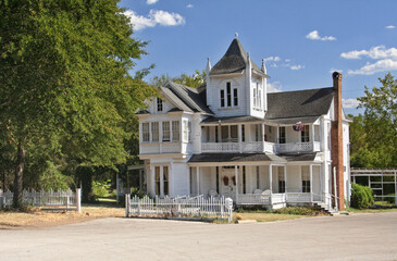 Historic Victorian Home in Rural Eastern Texas