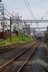 中野区　新井薬師　西武新宿線の線路の風景
踏切