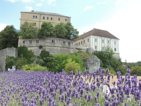 A tymczasem na Wegrzech.